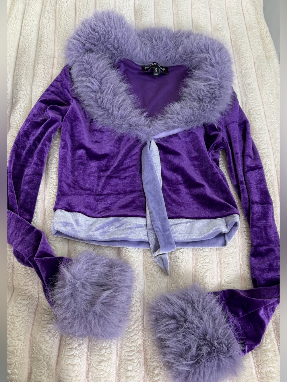 Dolls Kill Mystery Crew Hottie Costume & Wig Set Size M - Picture 12 of 16